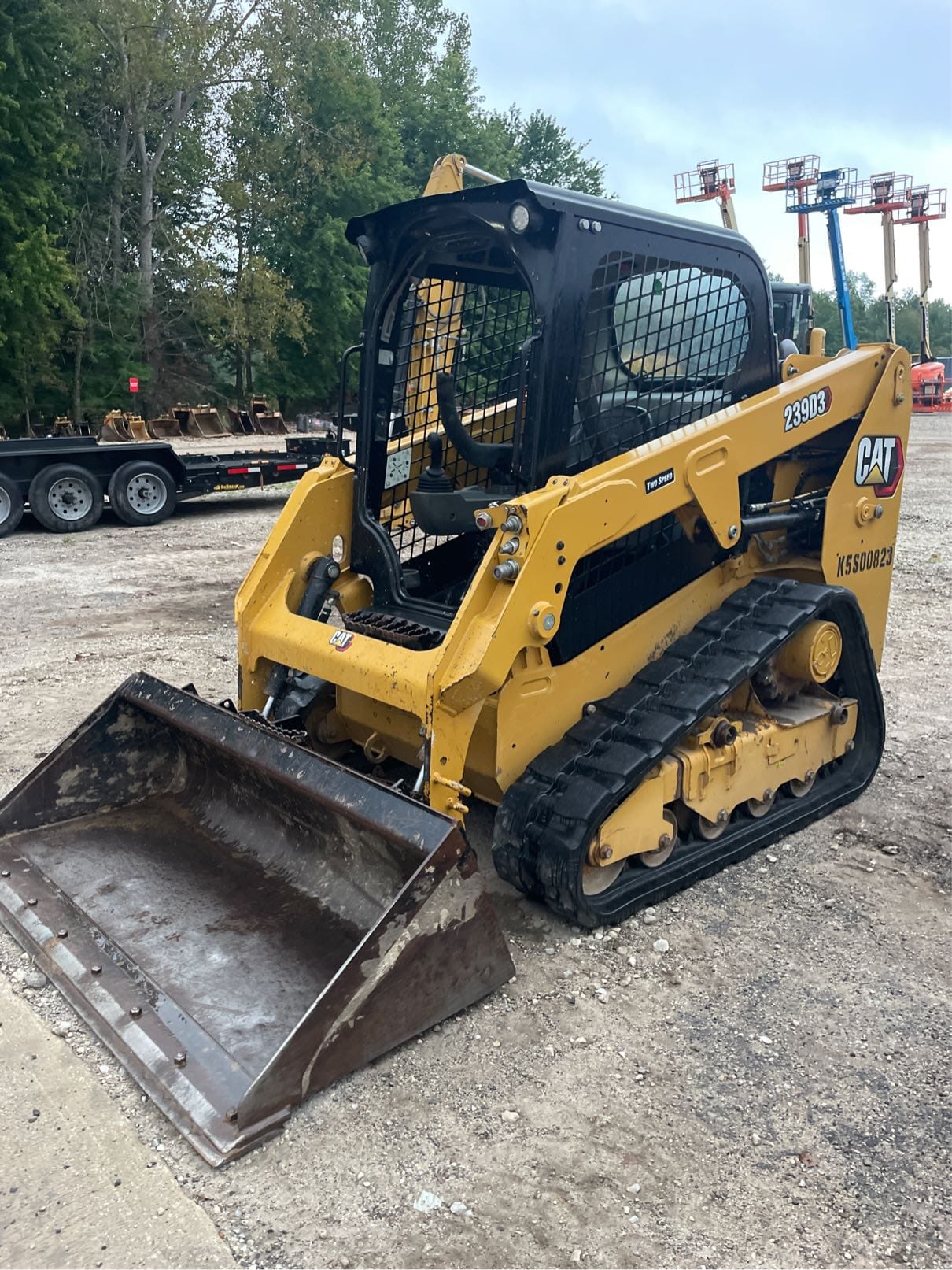 2021 Cat 239D3