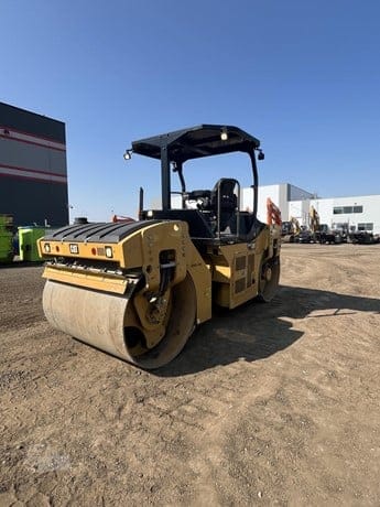 2014 CATERPILLAR CB54B
