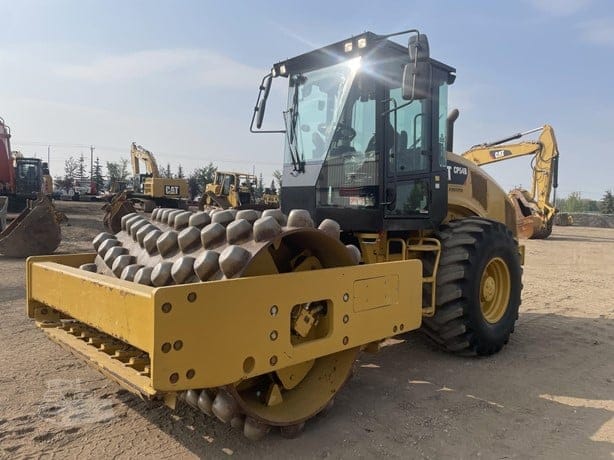 2014 CATERPILLAR CP54B