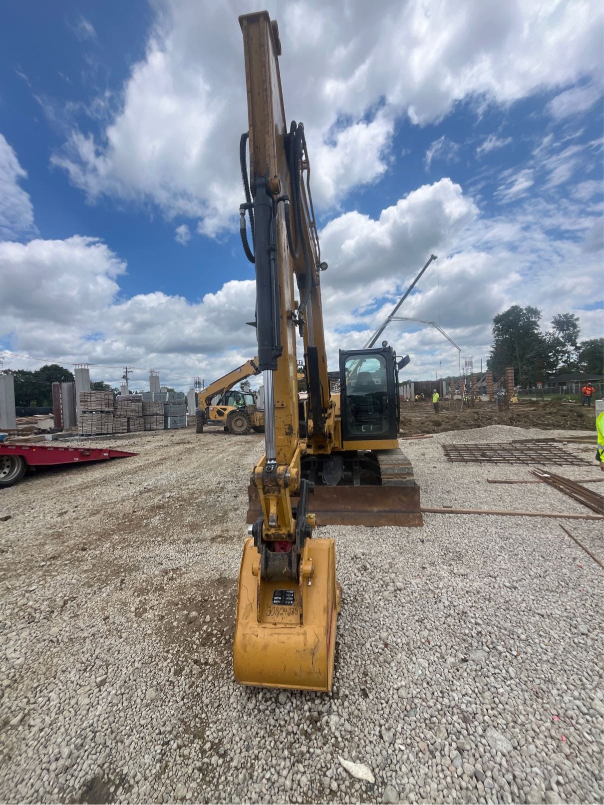 2022 Cat 30807CR