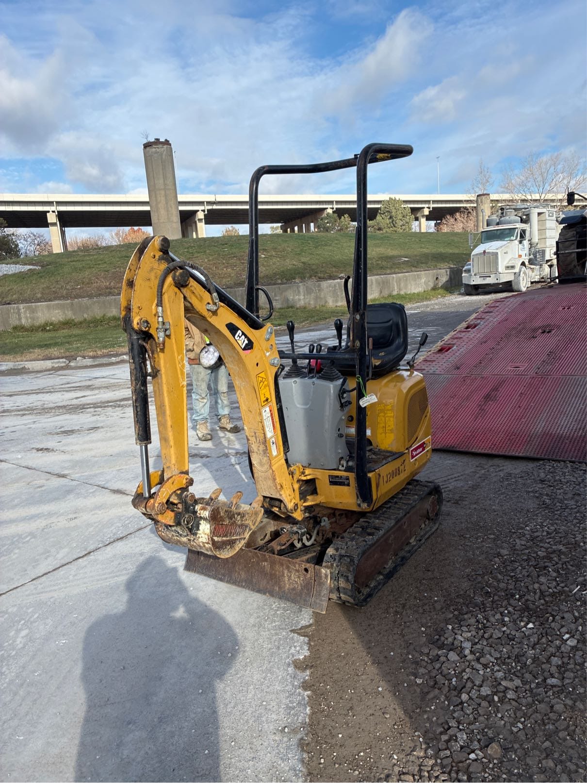 2019 Cat 300.9D