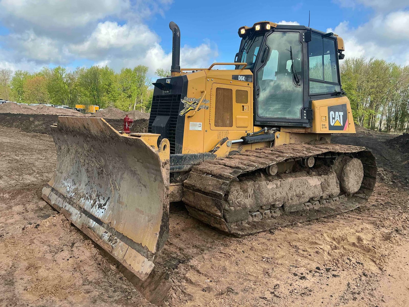 2017 Cat D6K2L AHZ34F