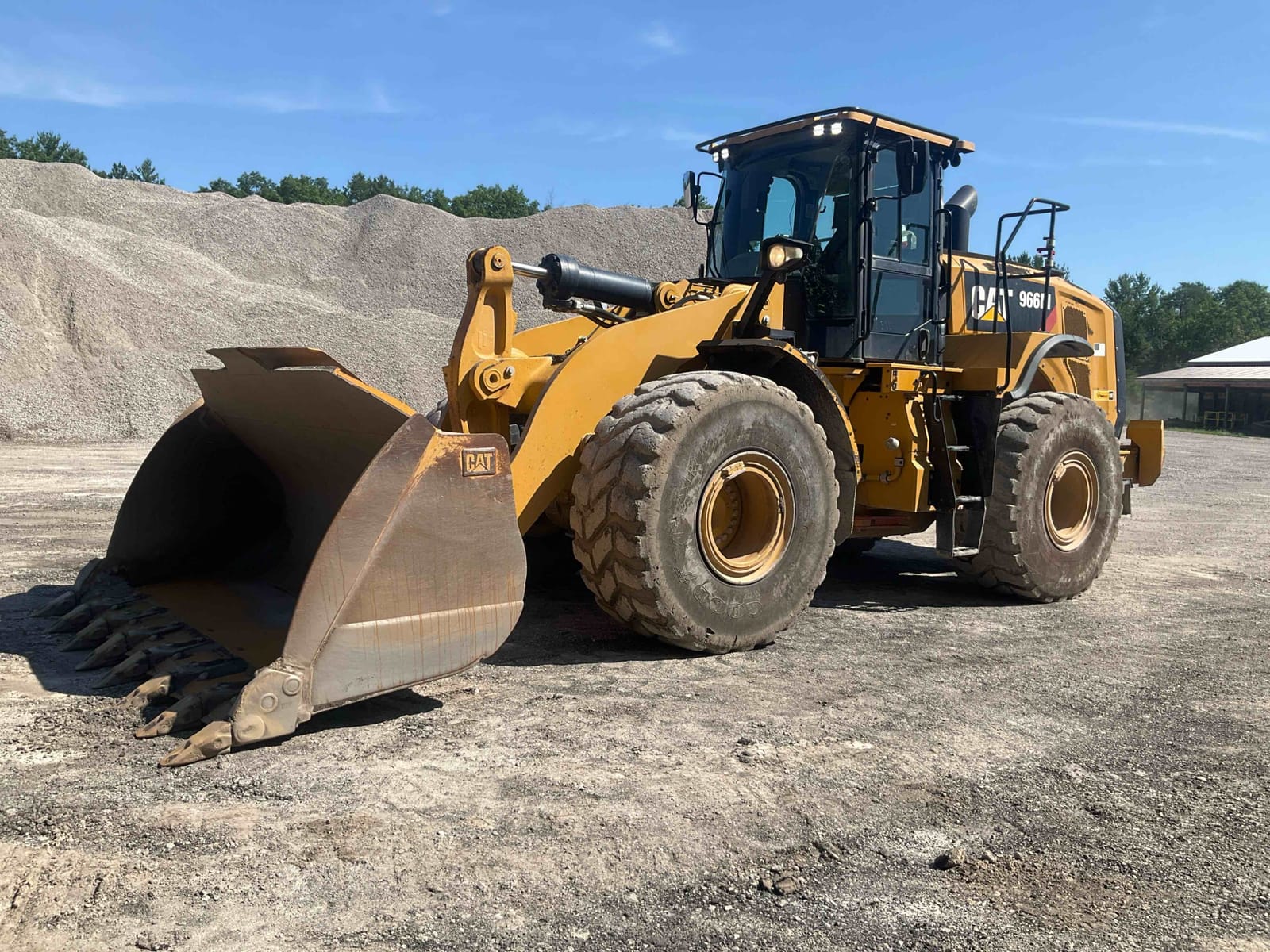 2019 Cat 966M