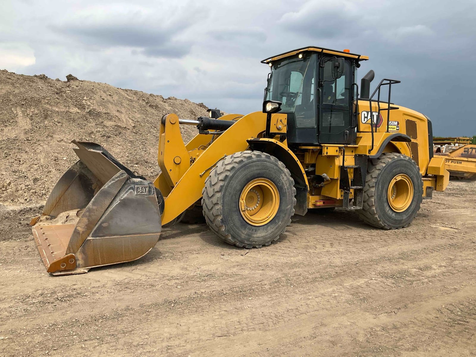 2020 Cat 950M 3Q