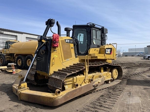 2019 CATERPILLAR D7E LGP