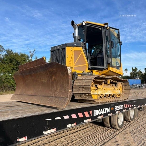 2023 DEERE 550 P-TIER LGP