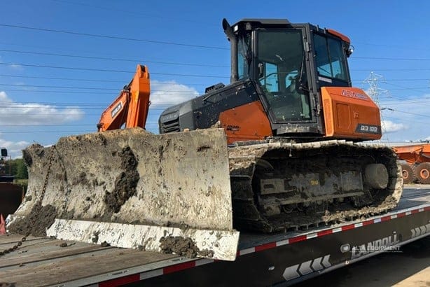 2023 DEVELON DD100