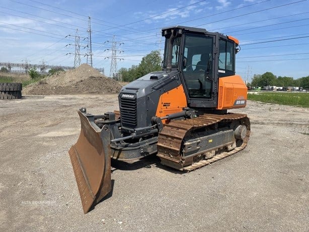 2023 DOOSAN DD100
