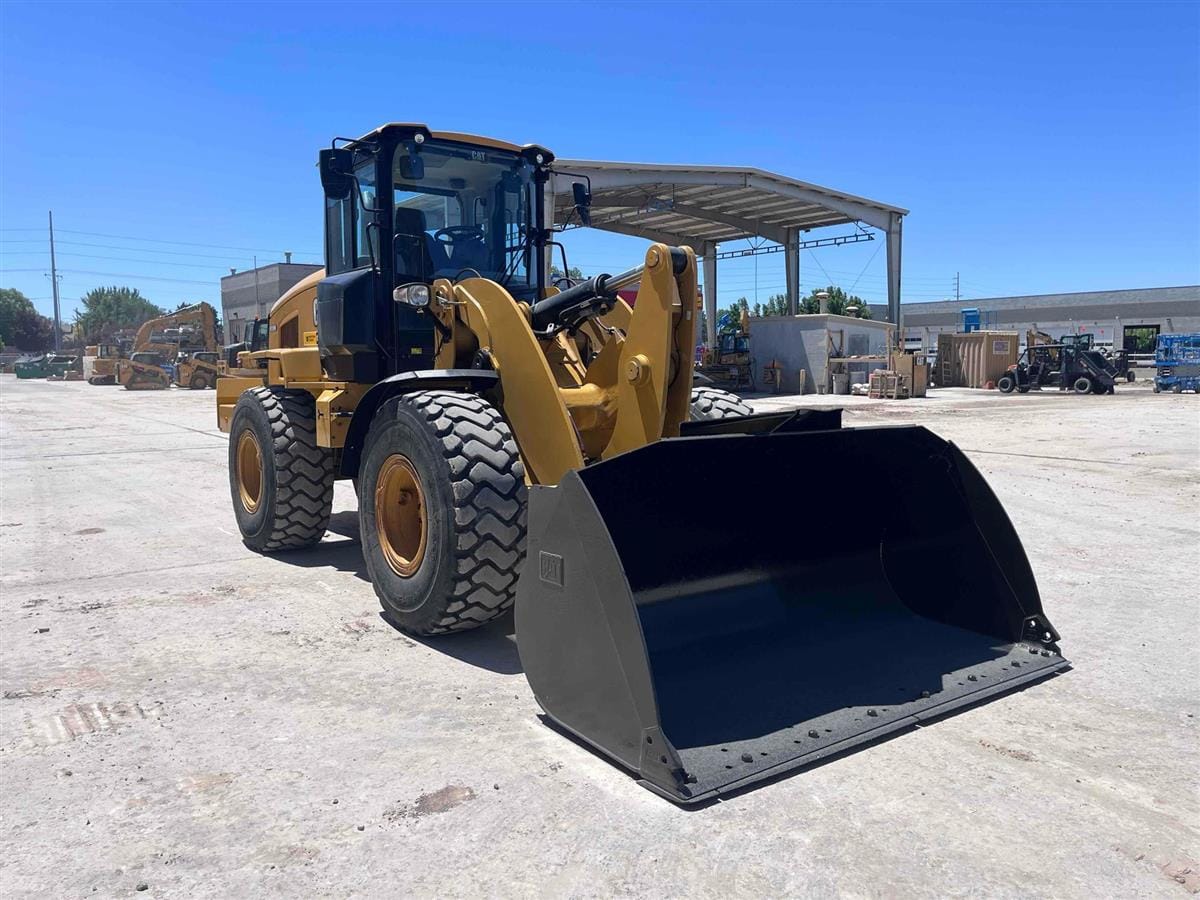 2023 Cat 938M Small Wheel Loader