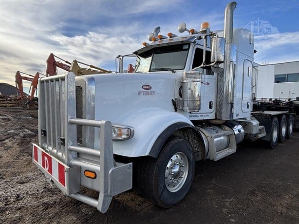 2016 PETERBILT 367