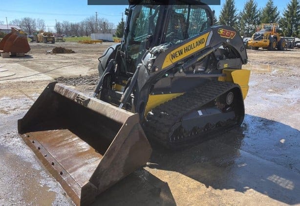 2023 NEW HOLLAND C337