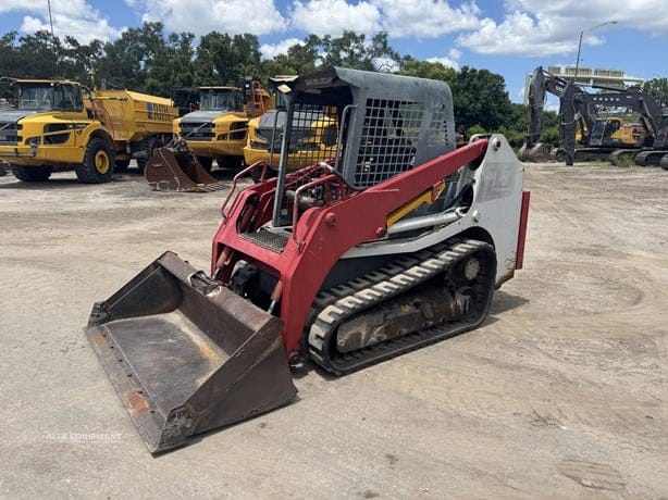 2015 TAKEUCHI TL8