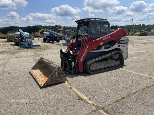 2021 TAKEUCHI TL12V2