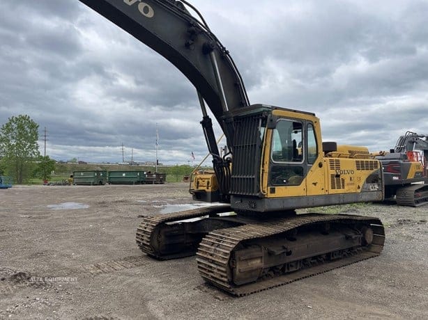 2006 VOLVO EC330B LC