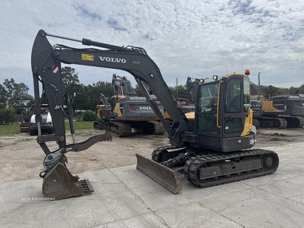 2023 VOLVO ECR88D