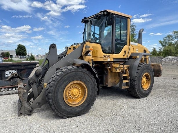 2012 VOLVO L70G