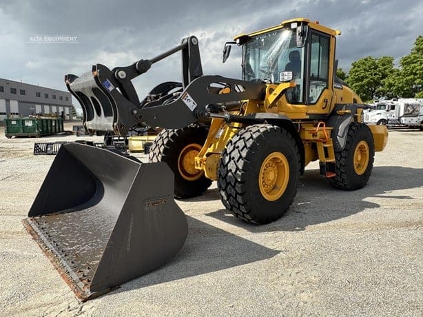 2025 VOLVO L70H