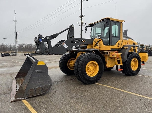 2024 VOLVO L90H