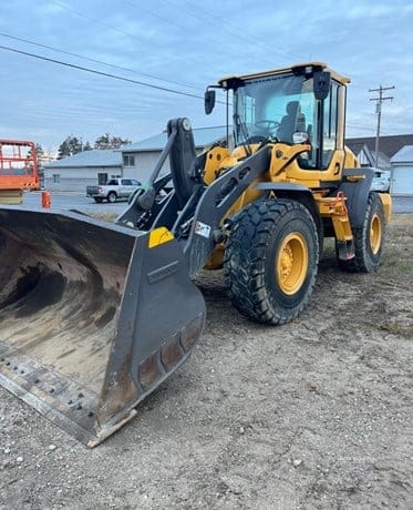 2024 VOLVO L90H