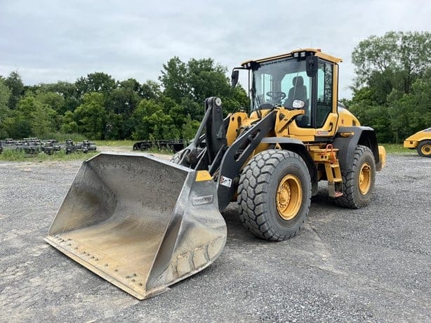 2022 VOLVO L90H