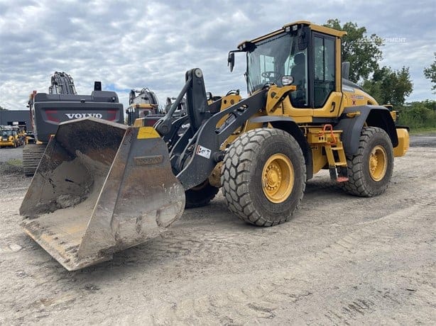 2022 VOLVO L90H