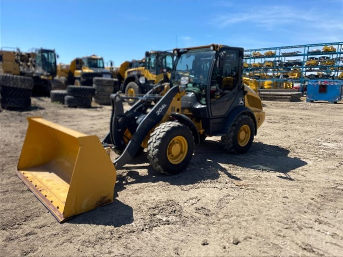 DEERE 204L 2019