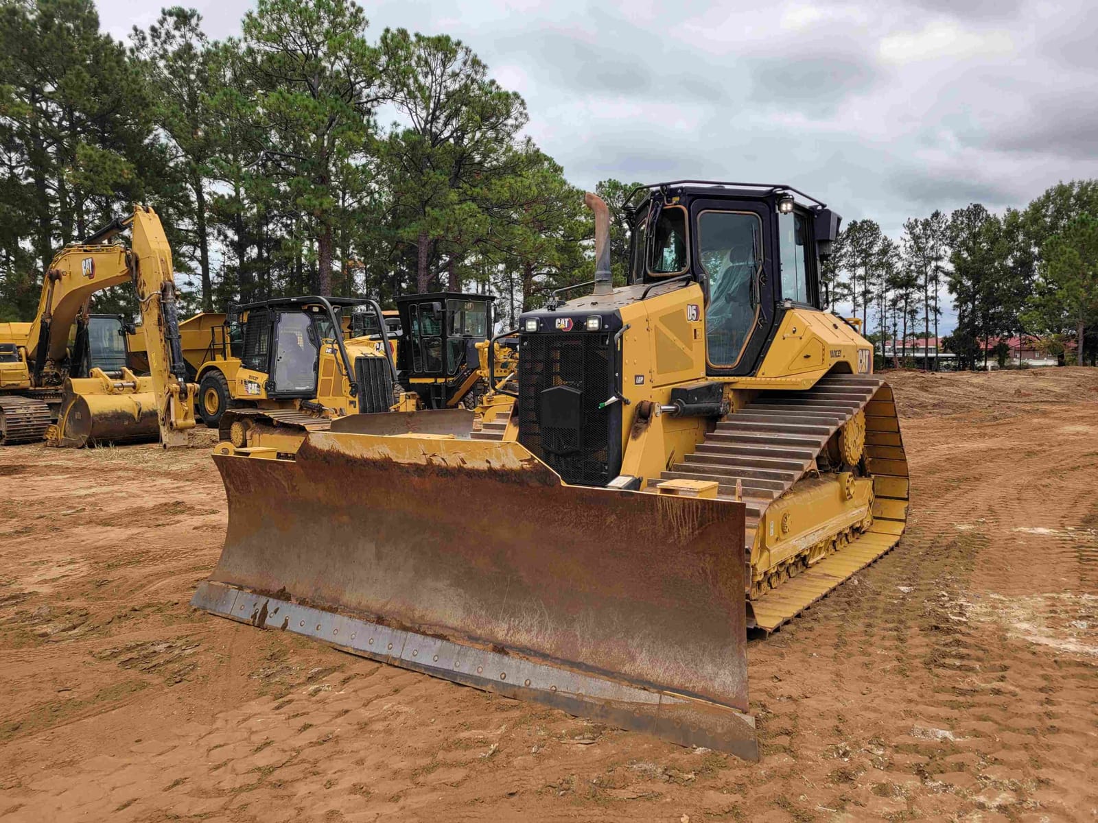 2023 CAT D517VP
