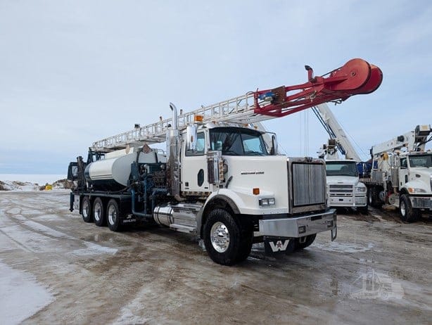 2015 WESTERN STAR 4900