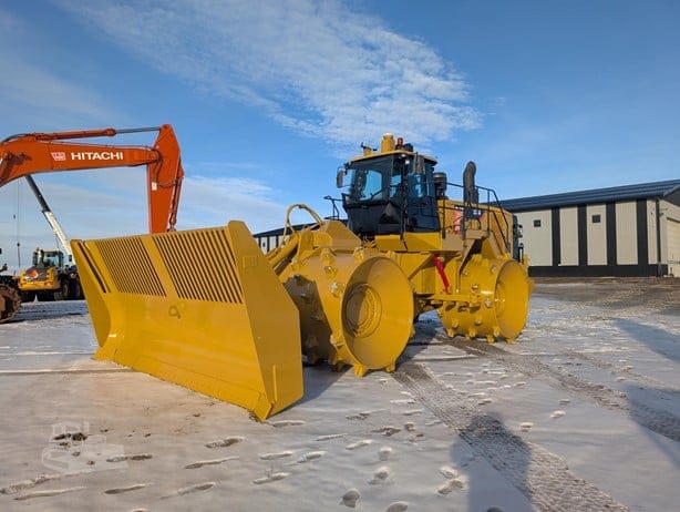 2016 CATERPILLAR 836K