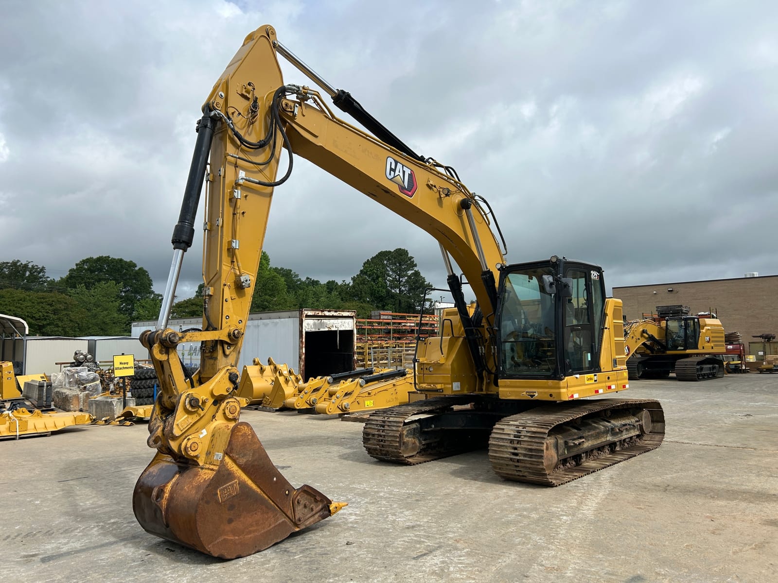 2022 Cat 325 QC