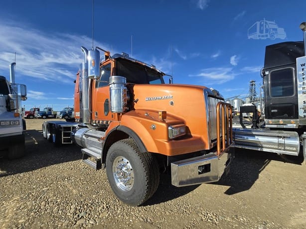 2018 WESTERN STAR 4900