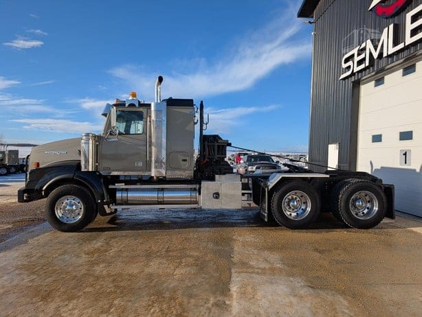 2001 WESTERN STAR 4900