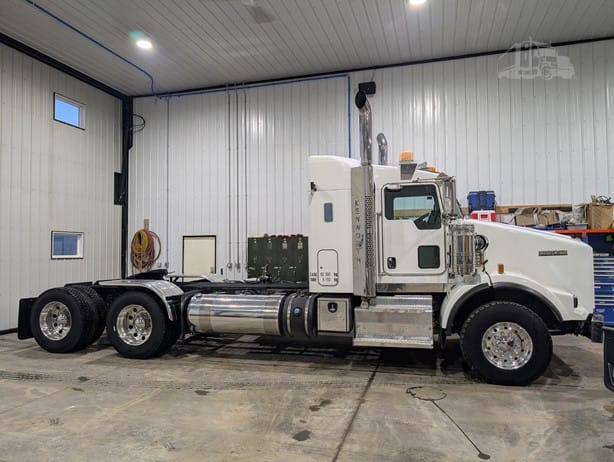 2016 KENWORTH T800