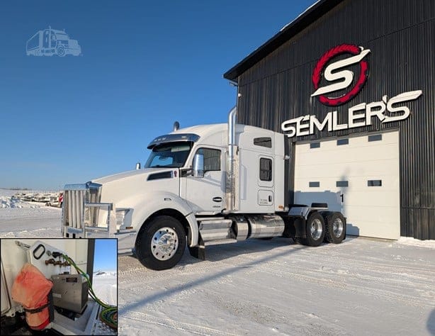 2023 KENWORTH T880