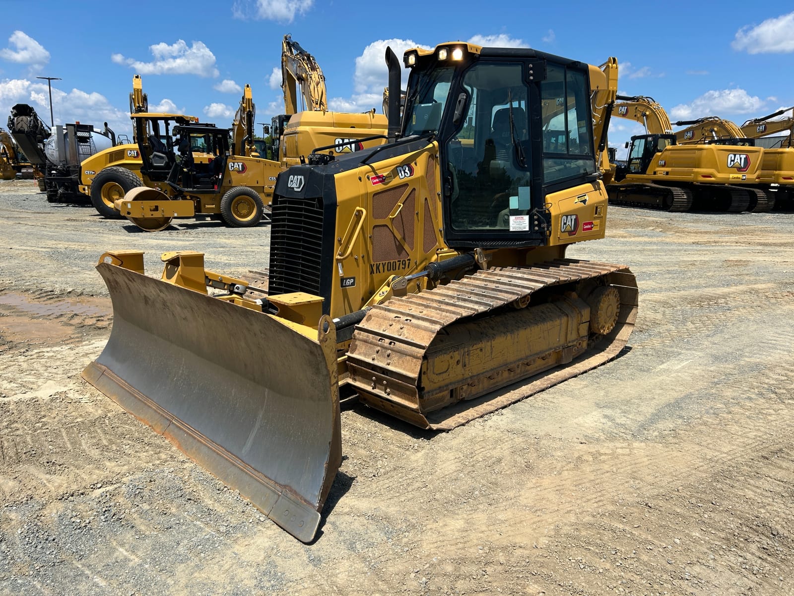 2021 Cat D3 LGP