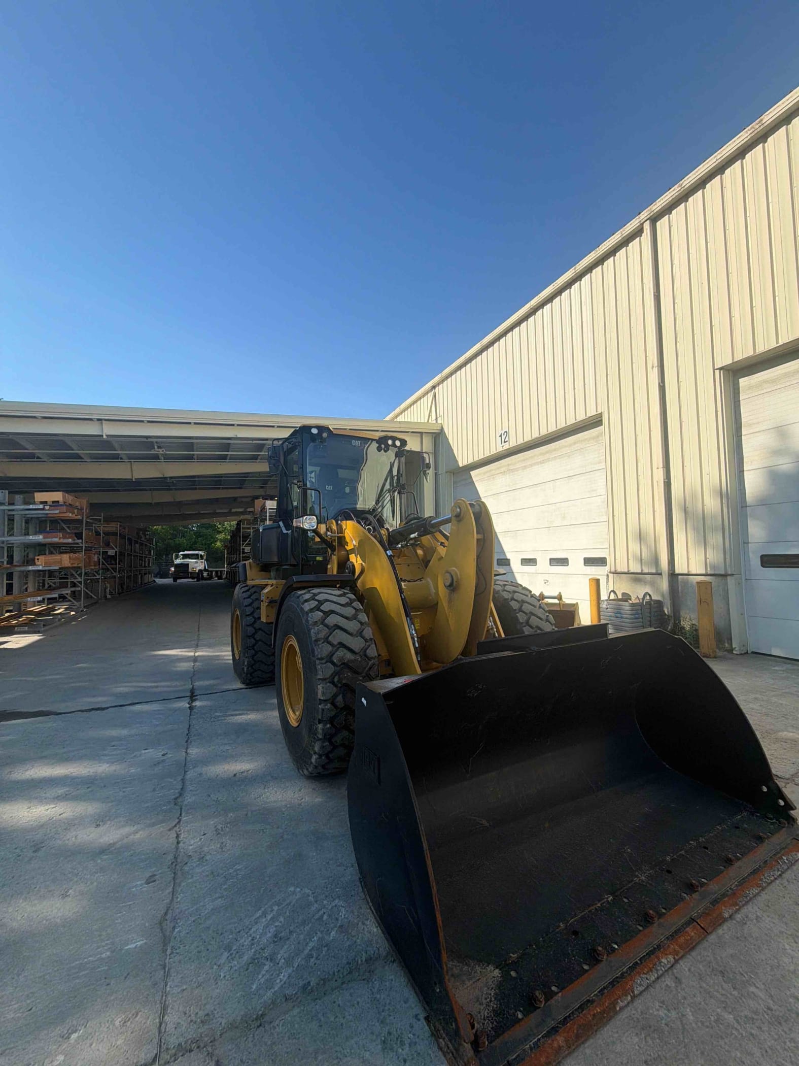 2025 CAT 926
