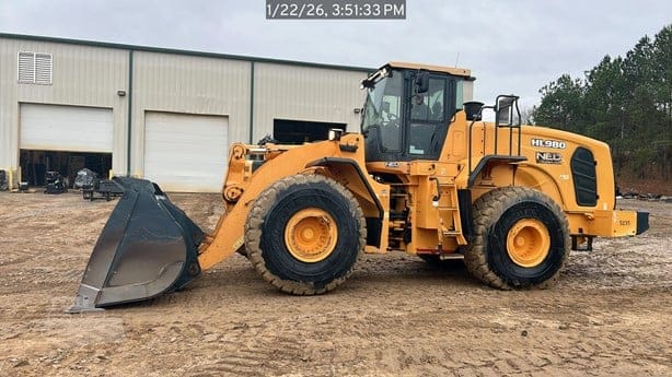 2021 HYUNDAI HL980