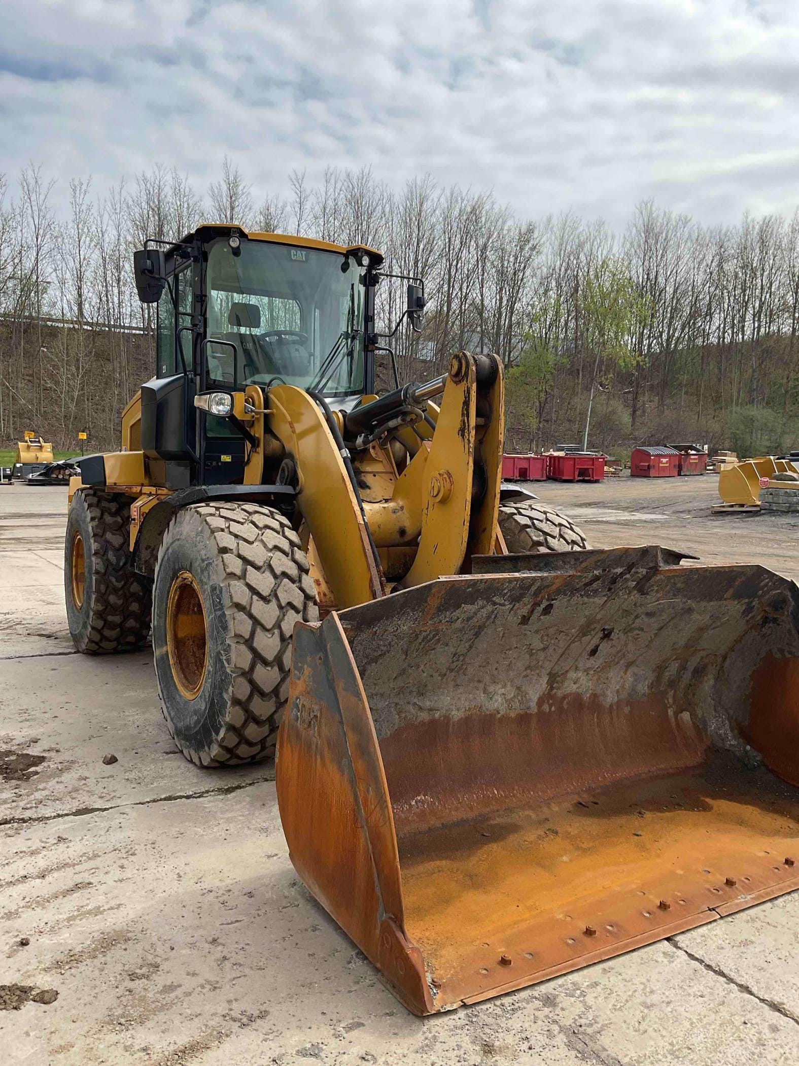 2019 CAT 938M 3V