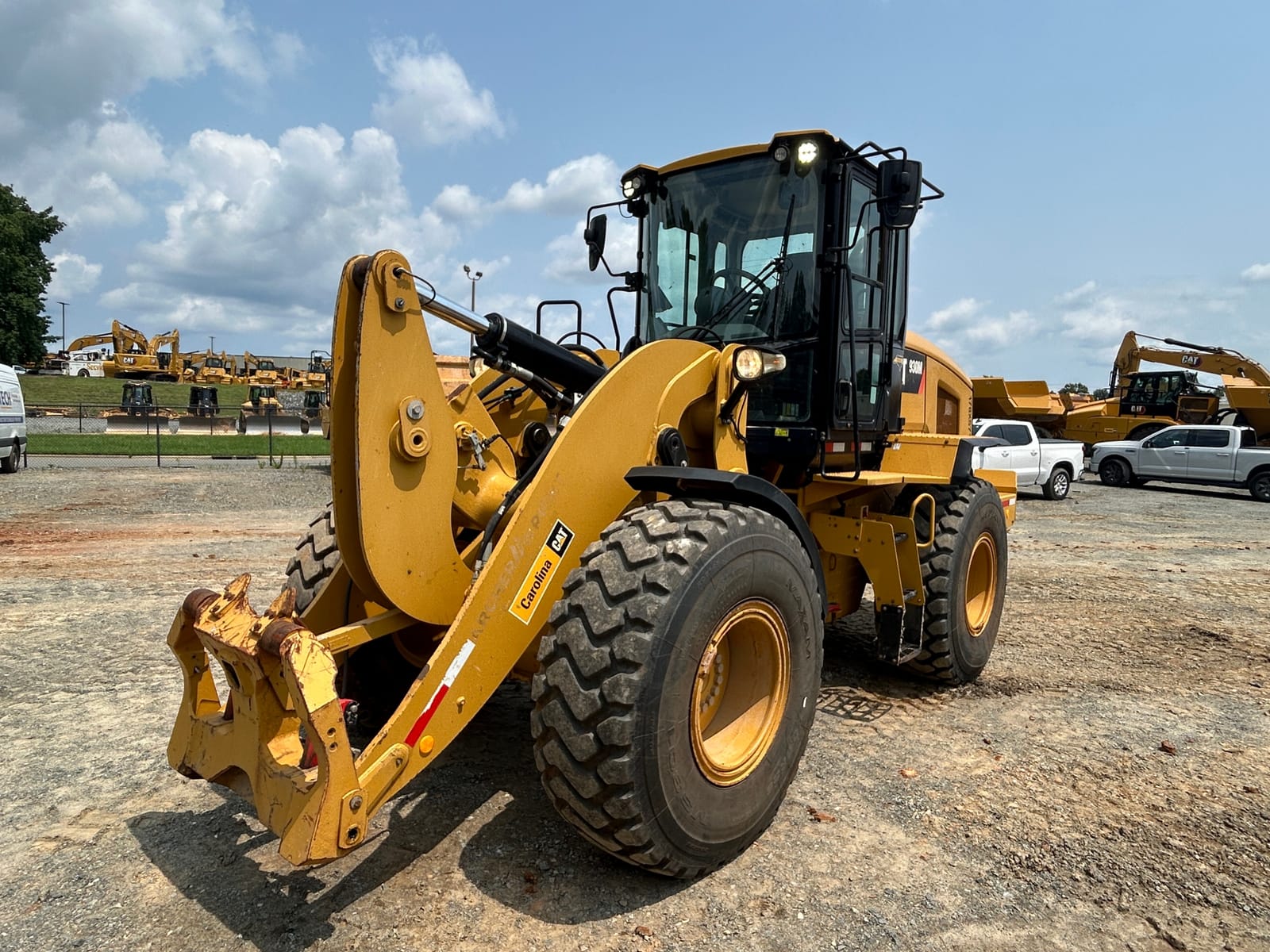 2019 Cat 930M QC