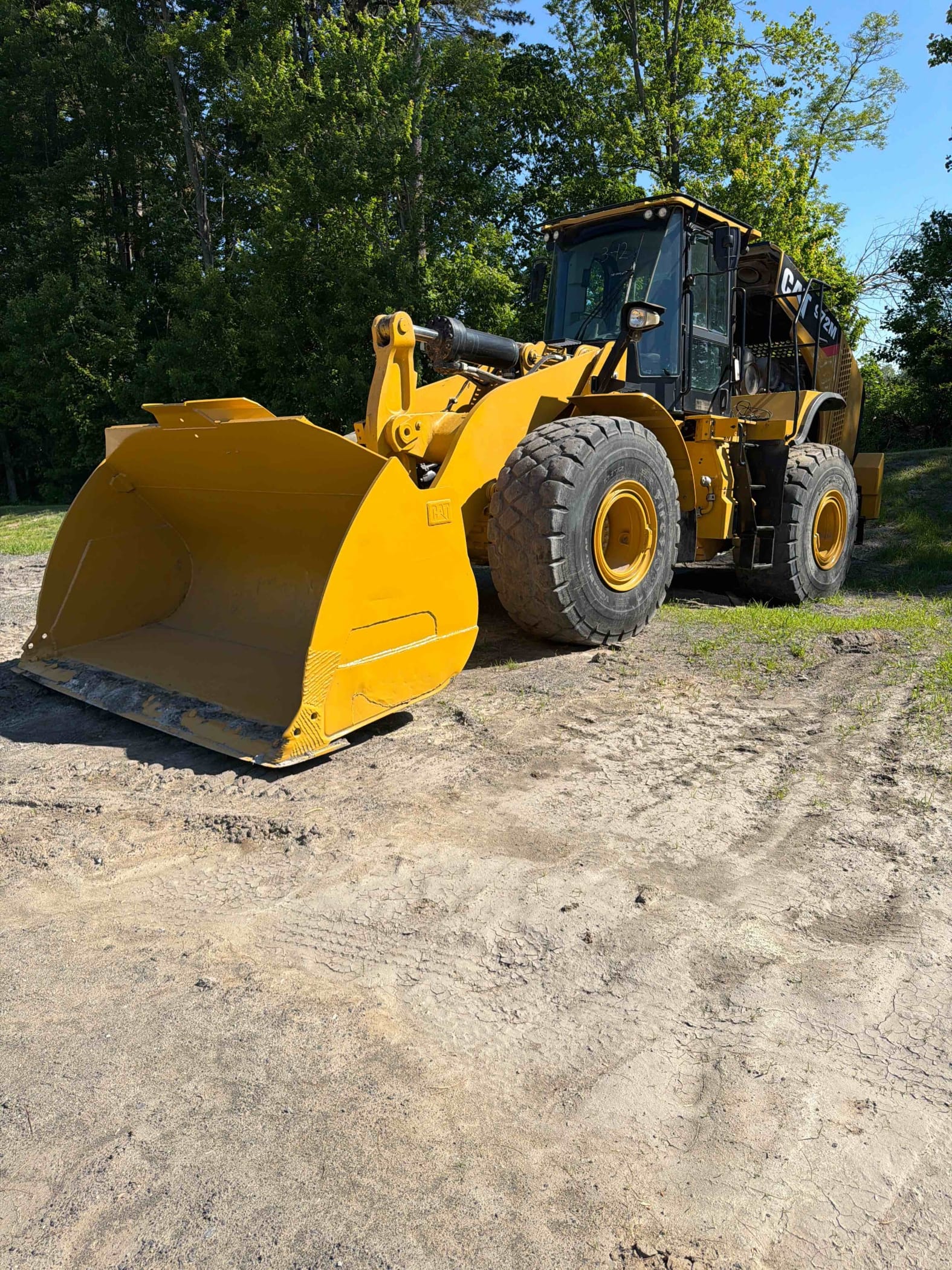 2015 CAT 972M