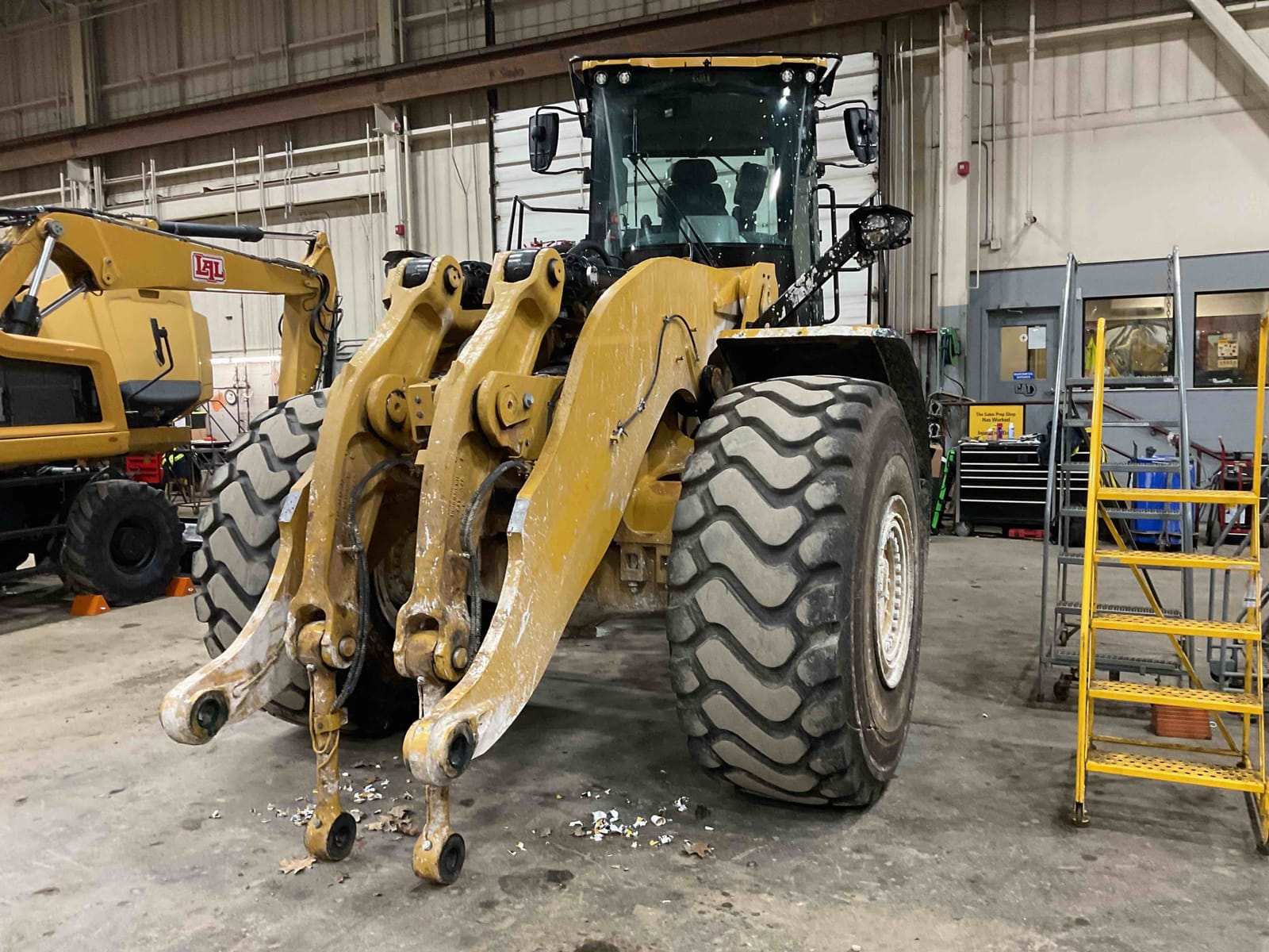 2023 CAT 980