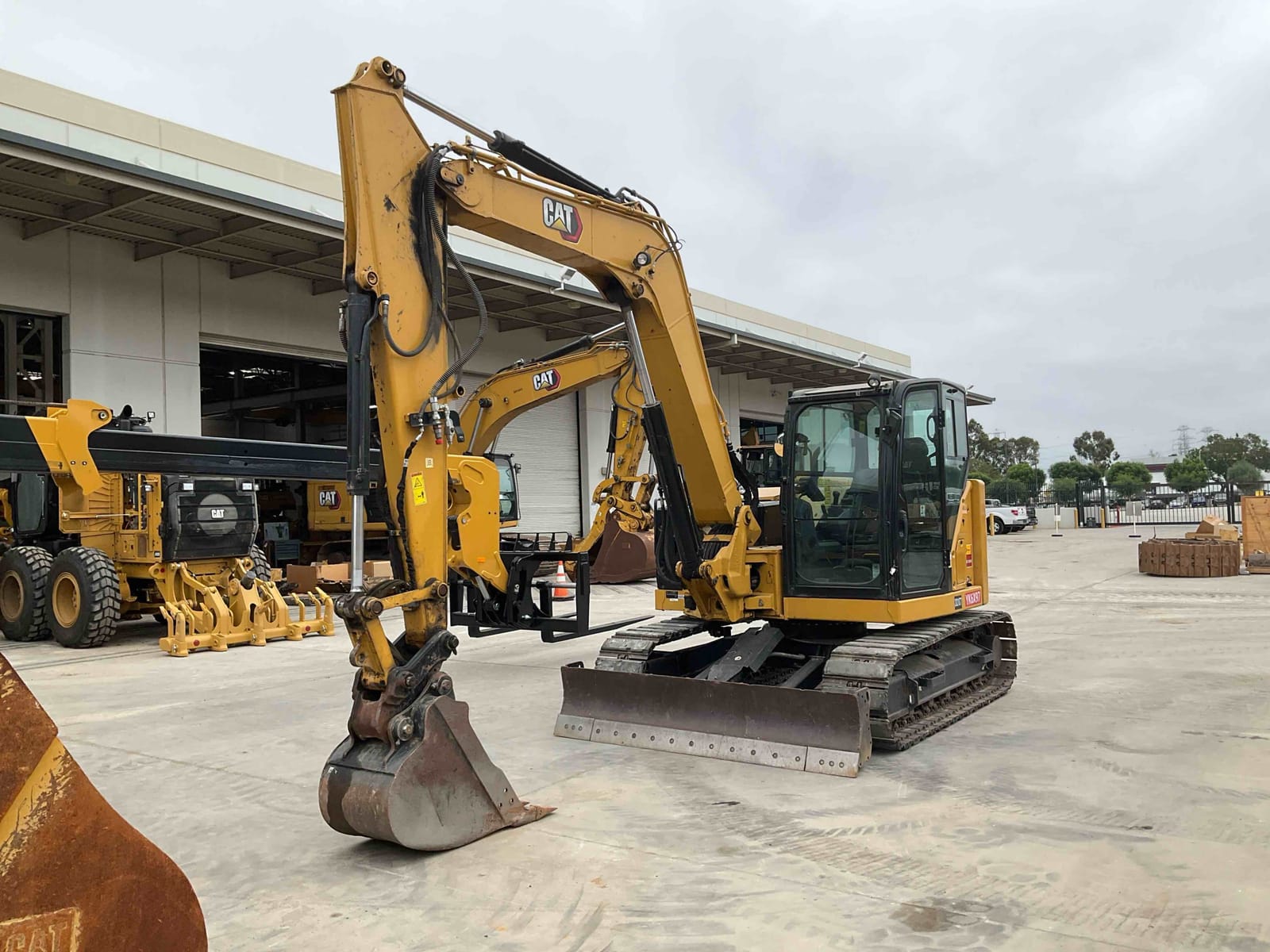 2021 Cat 30807CR