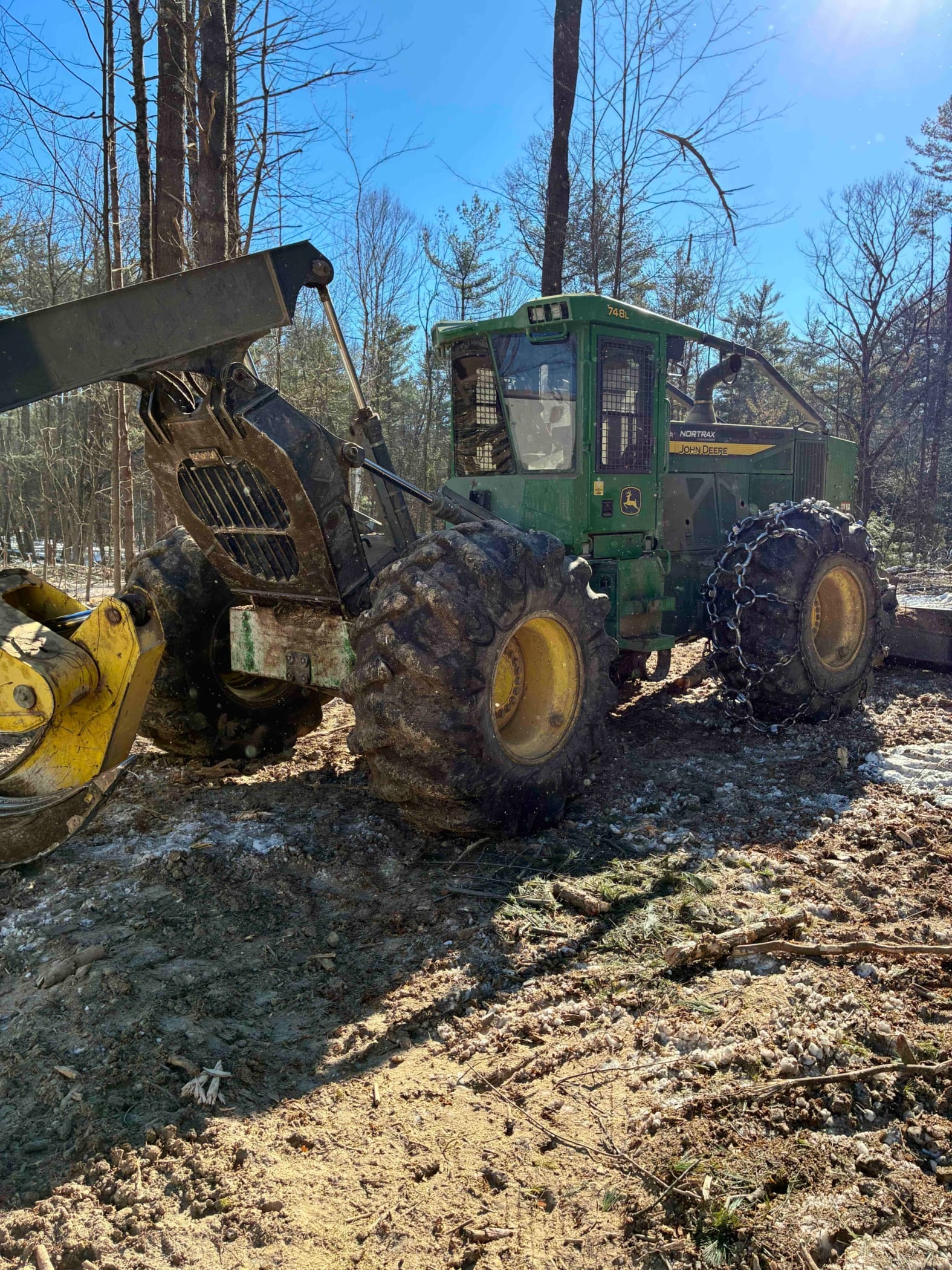 2018 JOHN DEERE 748L