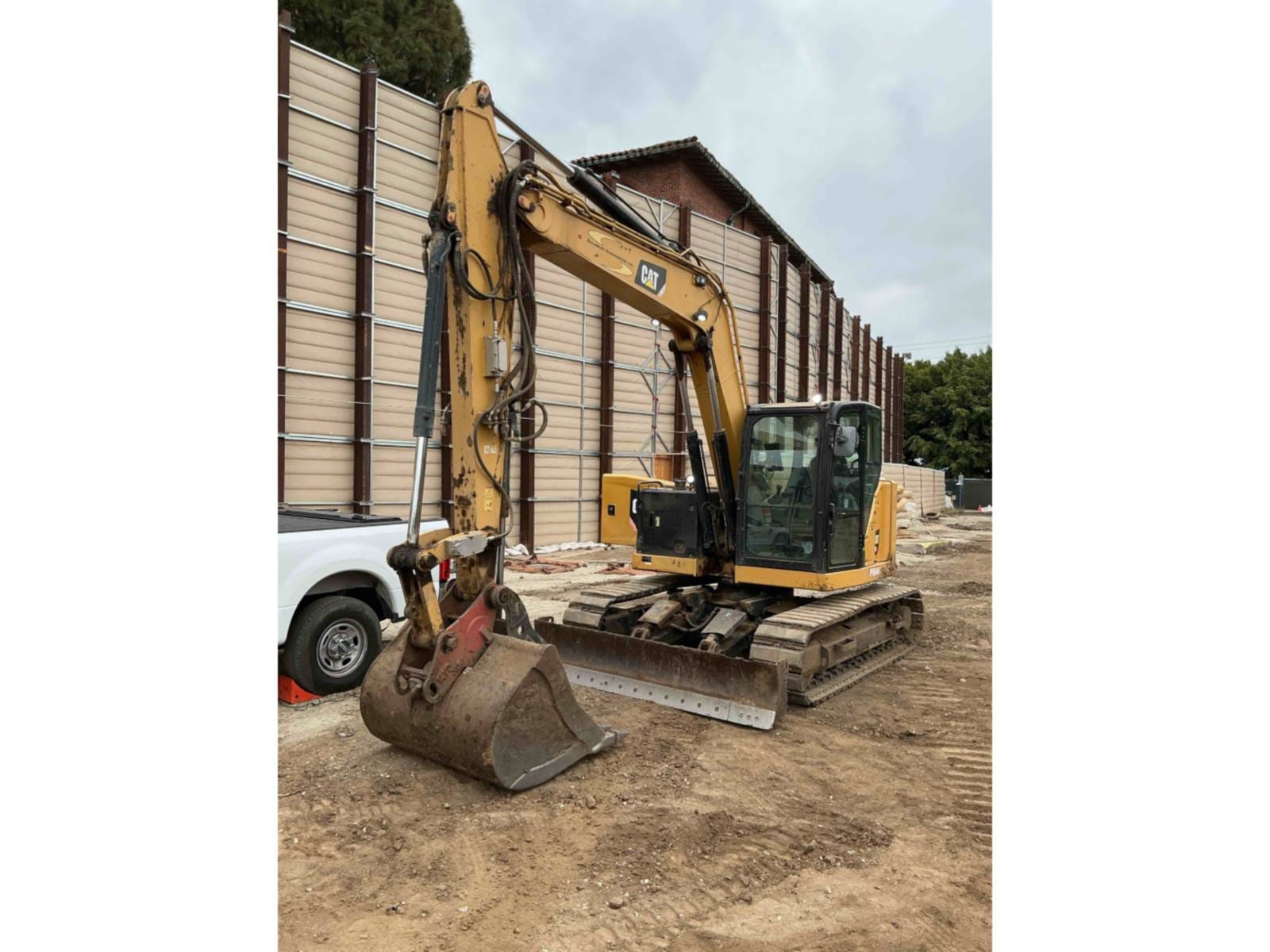 2019 Cat 310