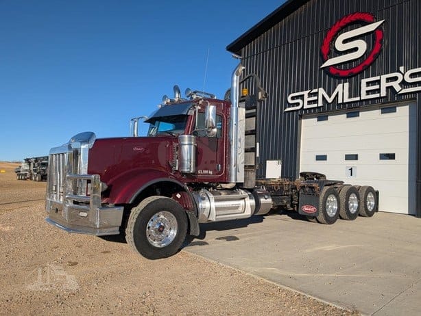 2020 PETERBILT 367