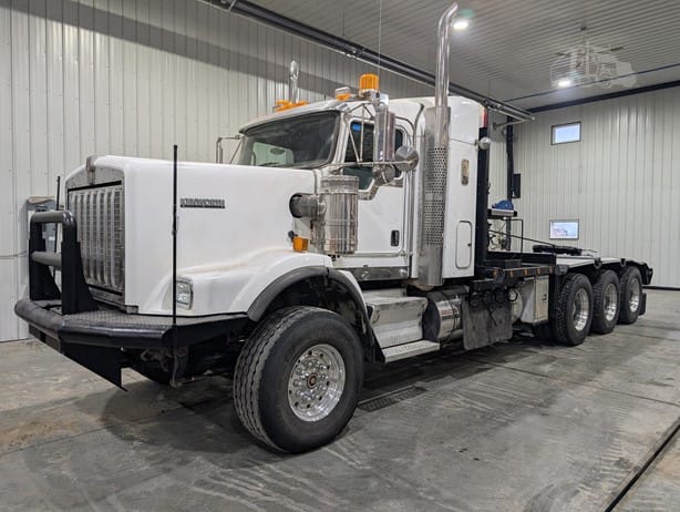 2013 KENWORTH C500