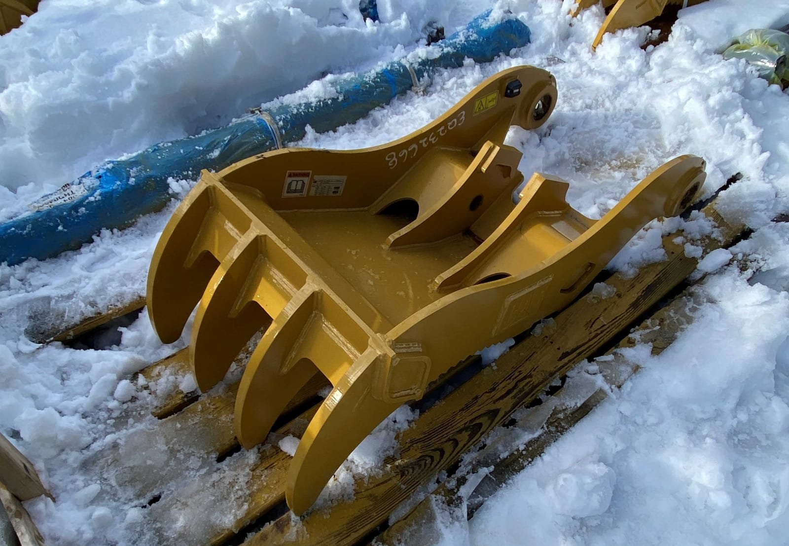 2022 CAT 317 PRO THUMB