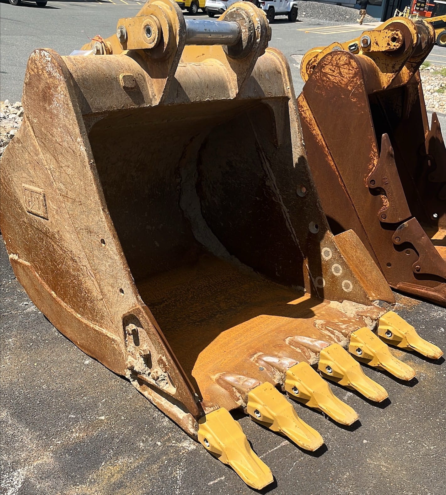 2022 CAT 324-335 54INCH HEAVY DUTY BUCKET
