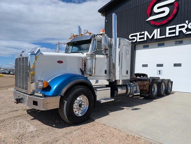 2020 PETERBILT 367
