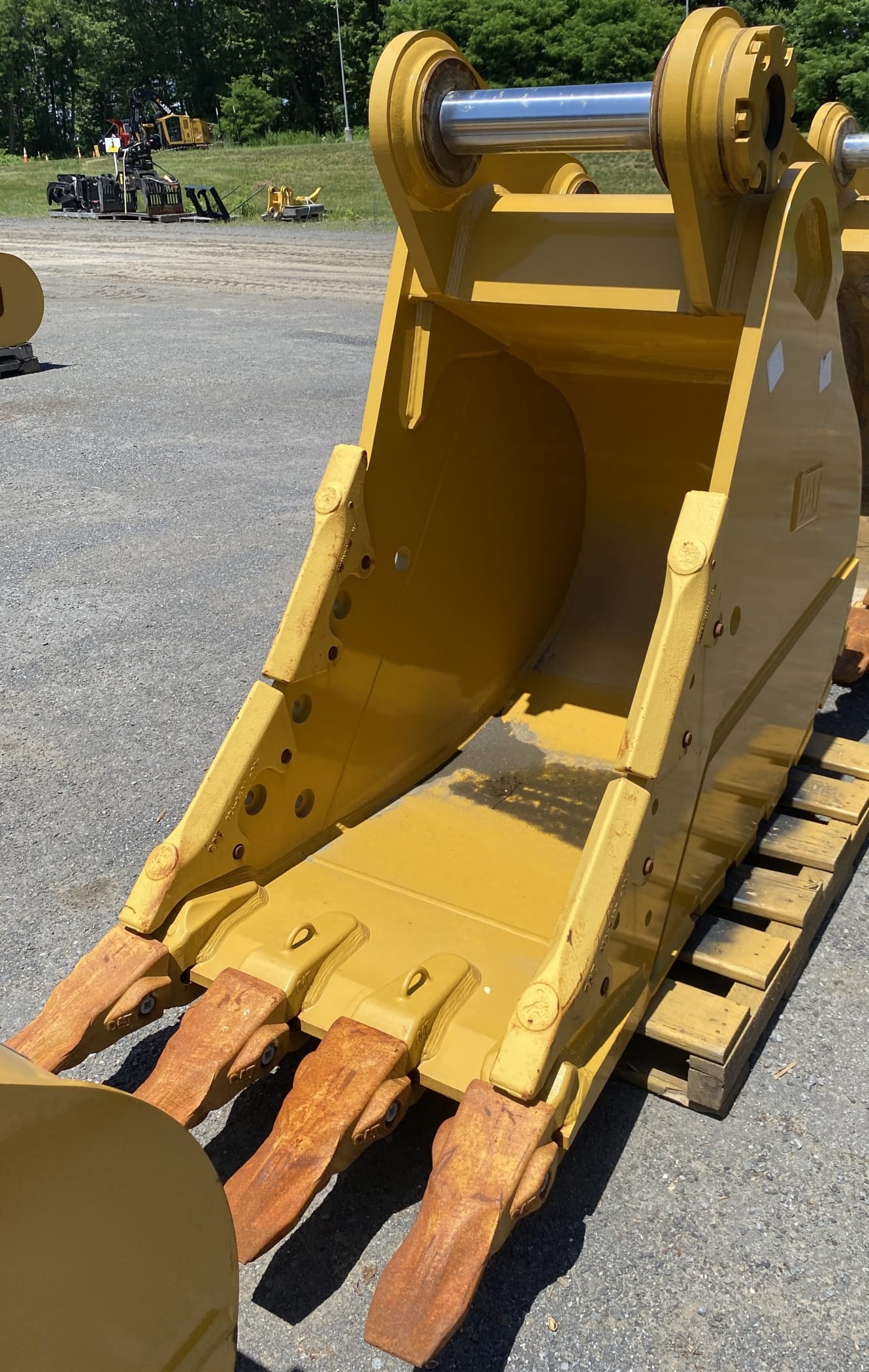 2023 CAT 349/352 36IN SEVERE DUTY BUCKET